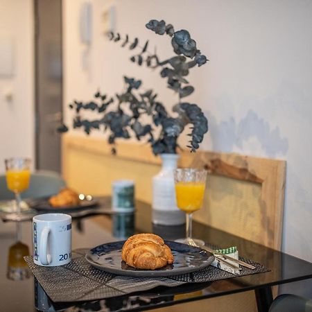 New Apartment -Shared Pool & Solarium- 1B Малага Екстериор снимка